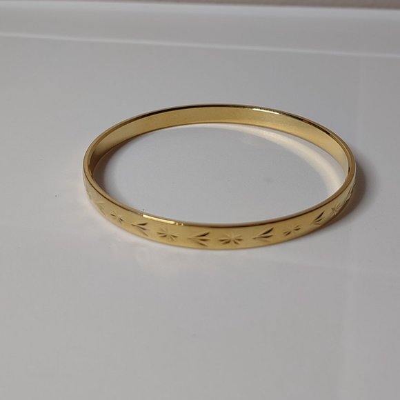 Gold Tone Napier Bangle - Picture 6 of 11